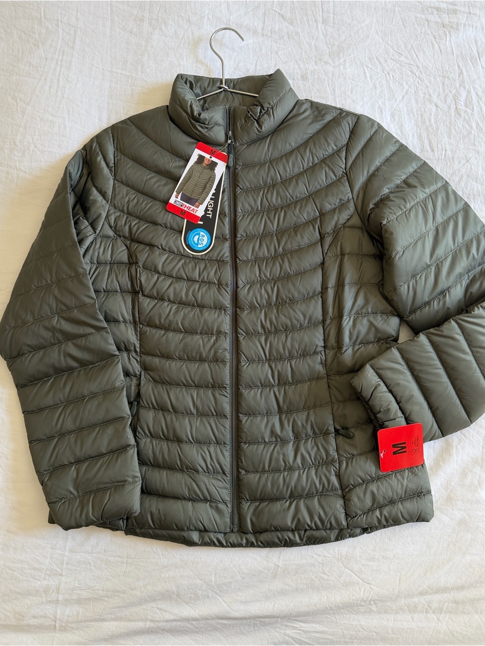 32 Degrees Down Jacket puffer packable foldable lightweight olive green layer